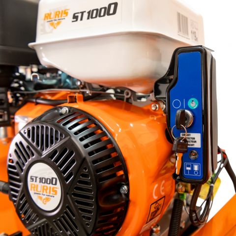 Branch and plant debris shredder<span> RURIS ST1000