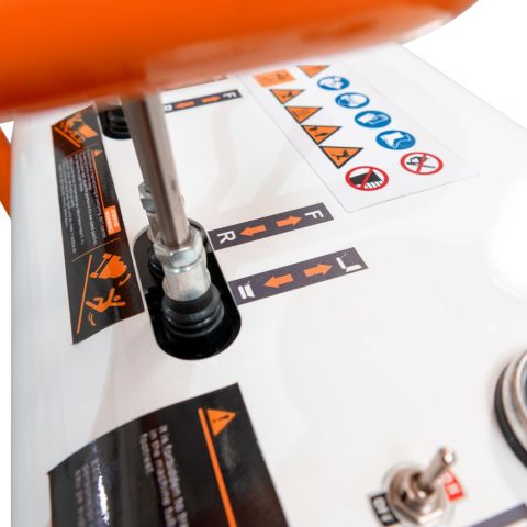 Încărcător frontal<span> RURIS RTS8000 Buldohidraulic